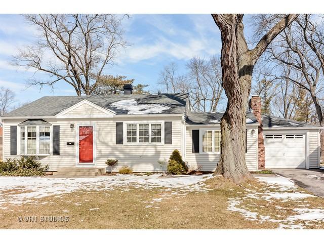 165 Pine Tree Row, Lake Zurich, IL 60047