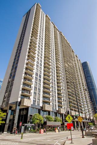400 E Randolph St. #1805, Chicago, IL 60601