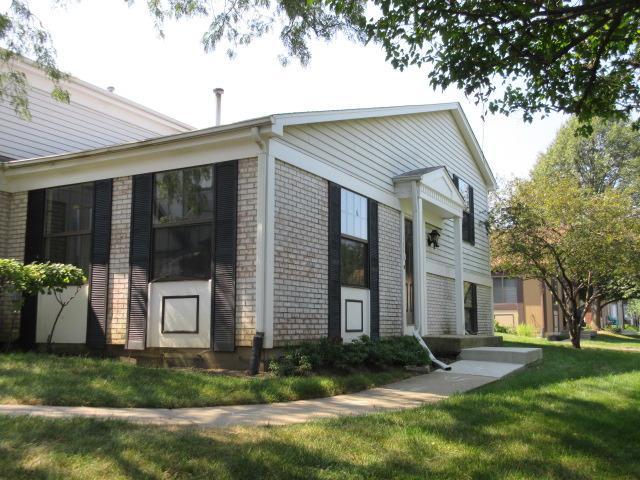 1330 Inverrary Ln., Palatine, IL 60074