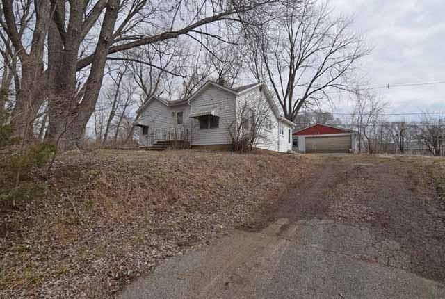 6314 Silver Lake Tr., Cary, IL 60013