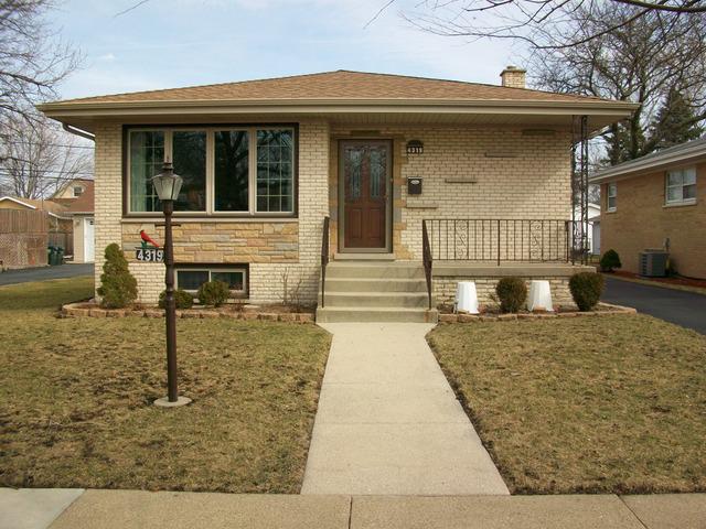 4319 Prairie Ave., Brookfield, IL 60513