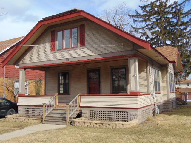 914 5th St., Aurora, IL 60505