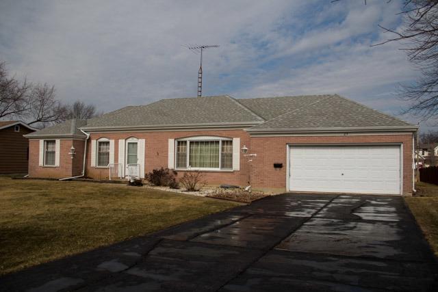 217 Long Ave., North Aurora, IL 60542