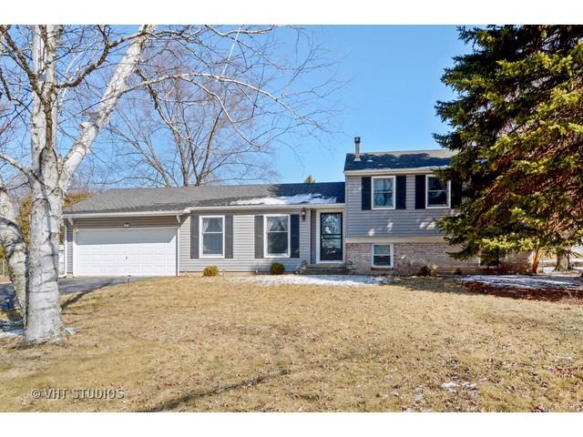 127 Cedarbrook Rd., Naperville, IL 60565