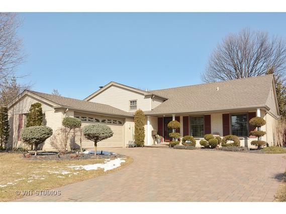 948 E University Dr., Arlington Heights, IL 60004