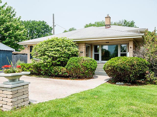 1211 W 47th St., La Grange, IL 60525