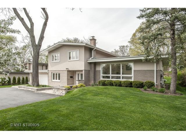 551 Dundee Rd., Glencoe, IL 60022