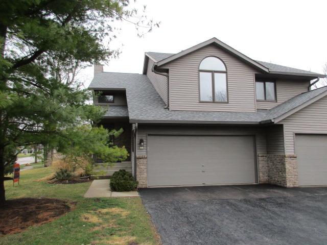 454 Berkshire Dr., Crystal Lake, IL 60014