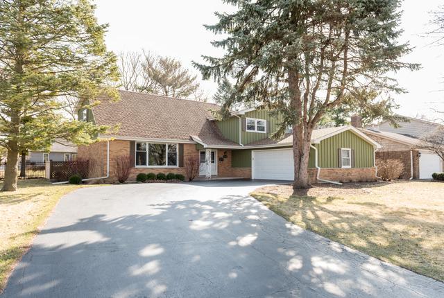 240 N Kingsway Dr., Aurora, IL 60506