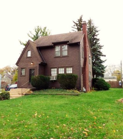 830 Charles St., Aurora, IL 60506