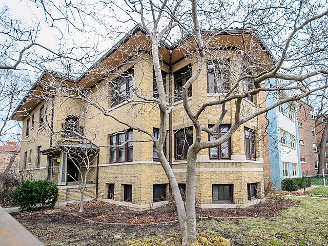 2156 W Rosemont Ave., Chicago, IL 60659