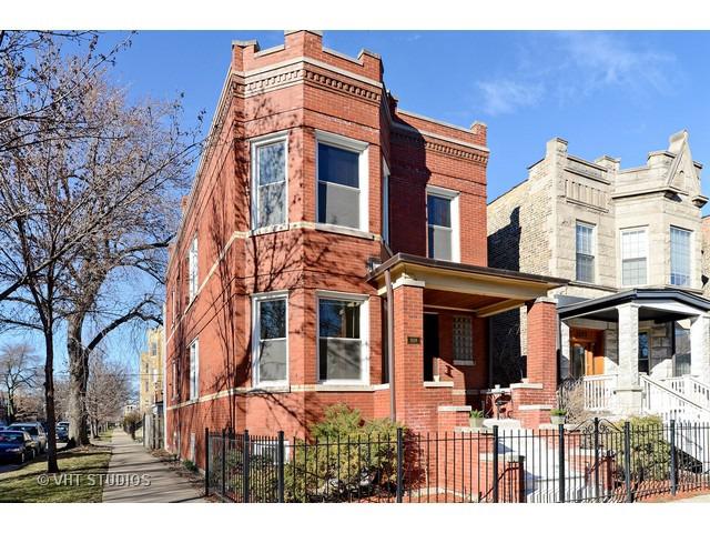 3024 W George St., Chicago, IL 60618