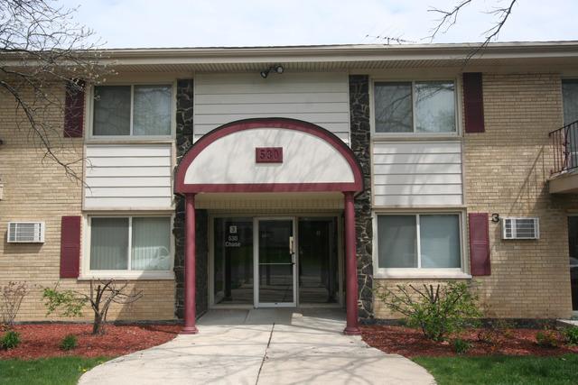 530 Chase Dr. #14, Clarendon Hills, IL 60514