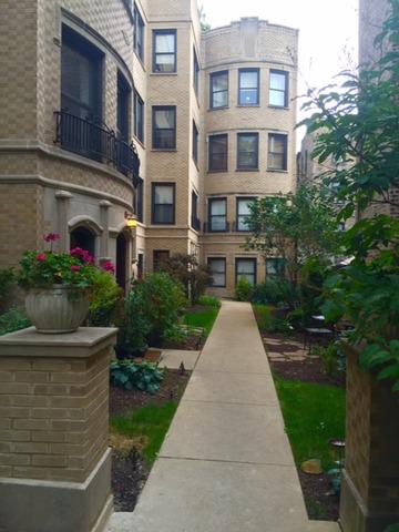 2111 W Arthur Ave. #1S, Chicago, IL 60645