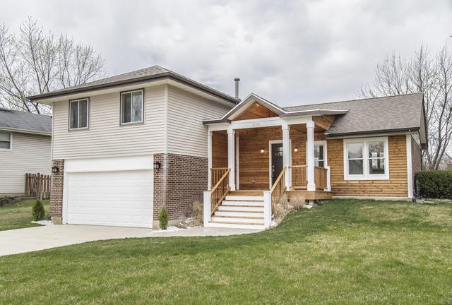 868 Suffield Ter., Schaumburg, IL 60193