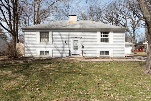 44 Briarcliff Rd., Montgomery, IL 60538
