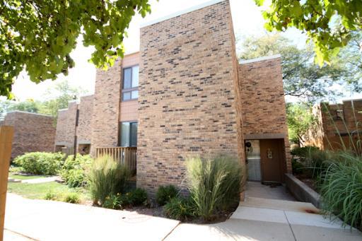 1612 Waxwing Ct., Schaumburg, IL 60173