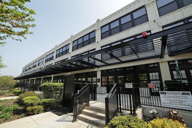 1033 W 14th Pl. #216, Chicago, IL 60608