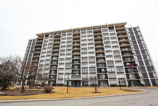 8815 W Golf Rd. #5-A, Niles, IL 60714