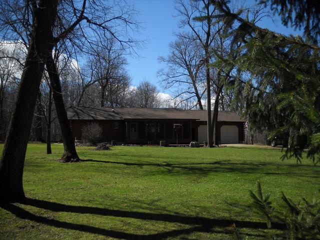933 Melugins Grove Rd., Compton, IL 61318