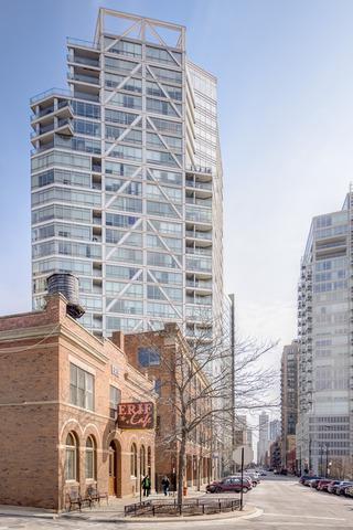 510 W Erie St. #502, Chicago, IL 60654