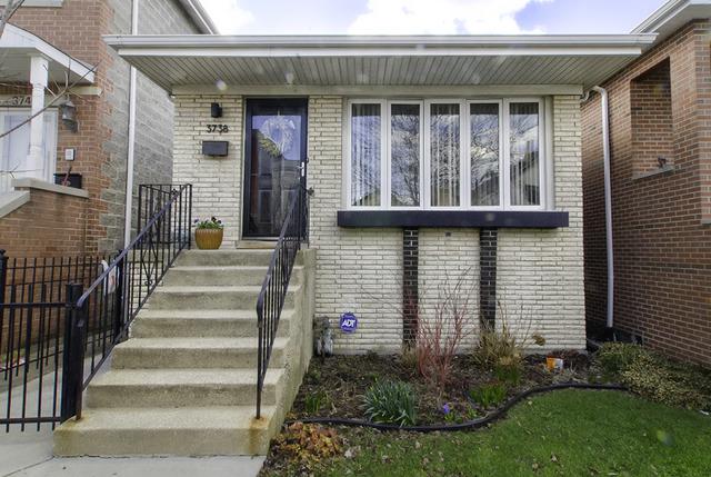 3738 S Wallace St., Chicago, IL 60609