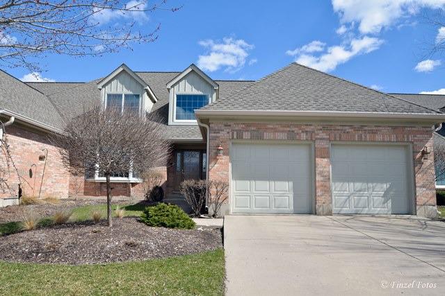 694 Wedgewood Dr., Crystal Lake, IL 60014