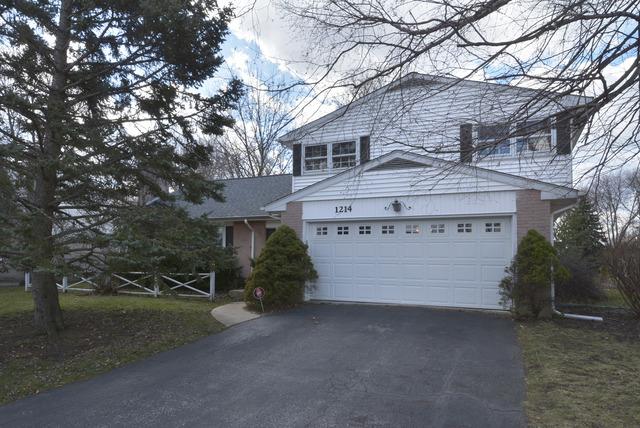 1214 S Fernandez Ave., Arlington Heights, IL 60005