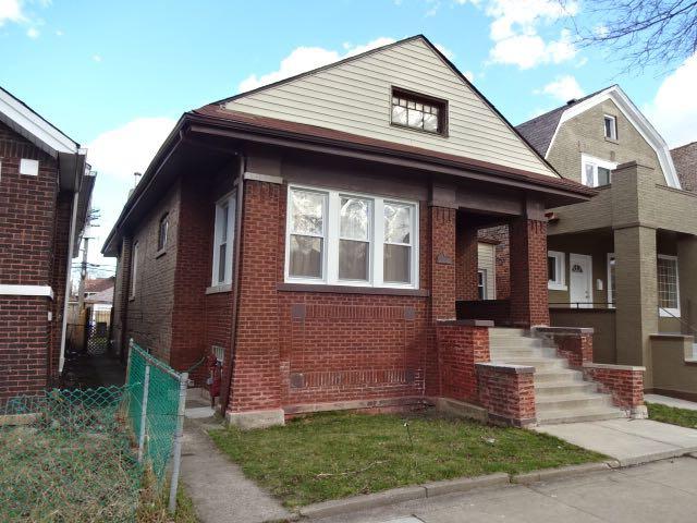 7945 S Justine St., Chicago, IL 60620