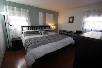 448 N California Ave., Mundelein, IL 60060