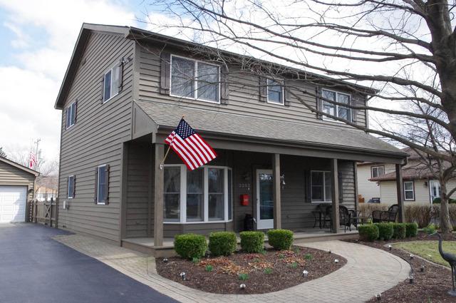 2202 Bluebird Ln., Rolling Meadows, IL 60008