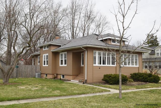 18 Woodlawn St., Geneva, IL 60134