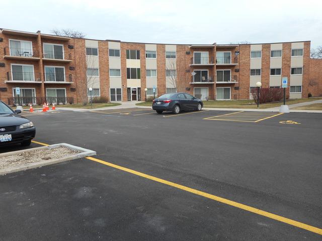 9725 S Keeler Ave. #302, Oak Lawn, IL 60453