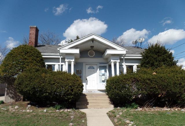 1024 2nd Ave., Aurora, IL 60505