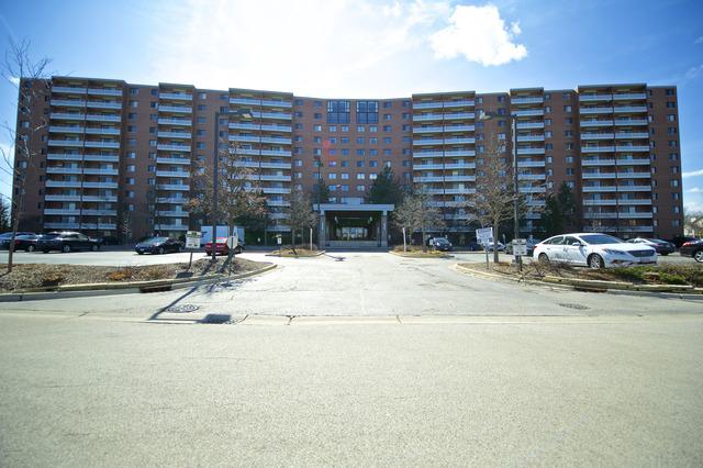 21 Kristin Dr. #803, Schaumburg, IL 60195