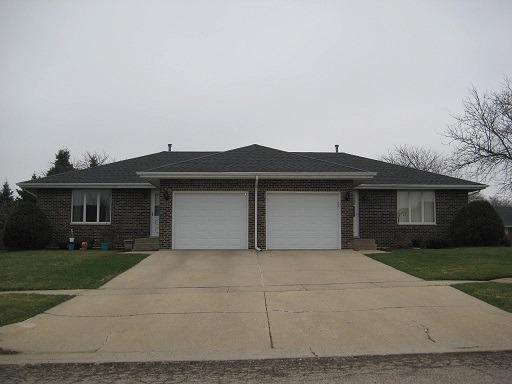 1105 3rd St., Harvard, IL 60033