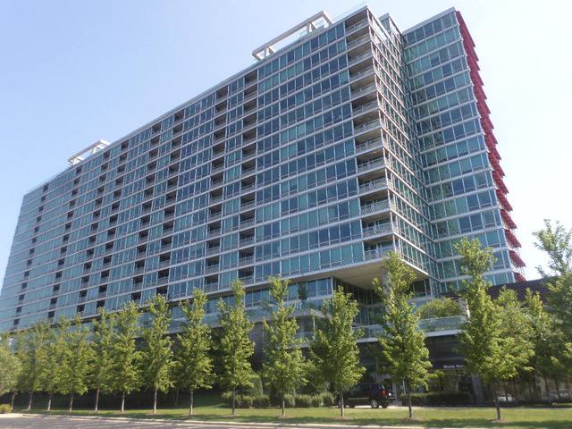 9715 Woods Dr. #502, Skokie, IL 60077