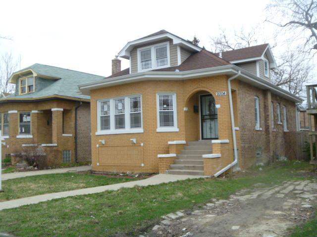 2004 S 4th Ave., Maywood, IL 60153