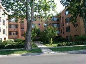 2700 W Lunt Ave. #102, Chicago, IL 60645