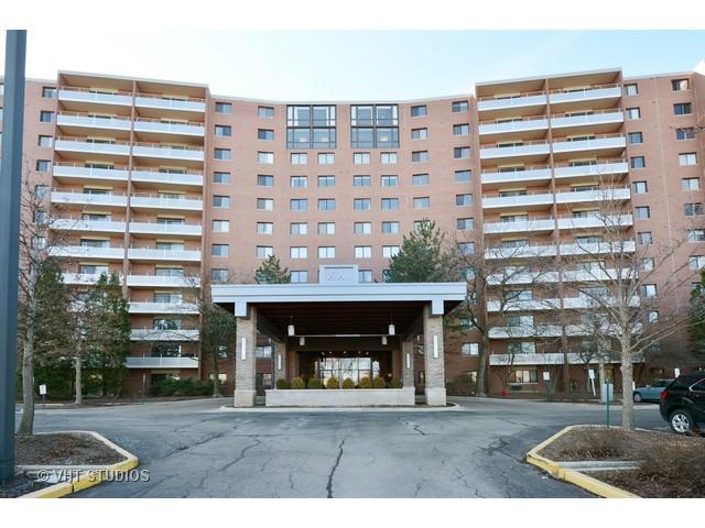21 Kristin Dr. #506, Schaumburg, IL 60195