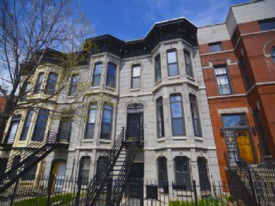 2242 W Warren Blvd., Chicago, IL 60612