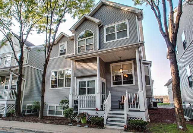 4452 W Hutchinson St., Chicago, IL 60641