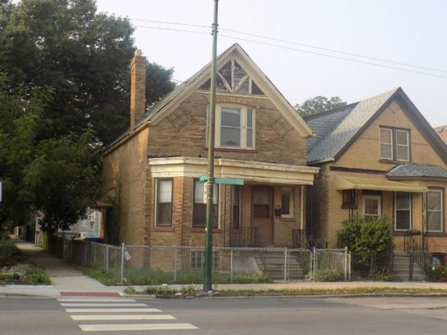 3033 W Diversey Ave., Chicago, IL 60647