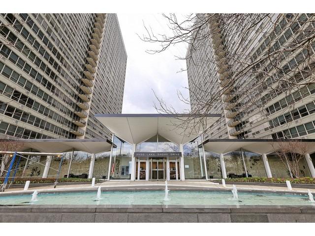 3550 N Lake Shore Dr. #1406, Chicago, IL 60657
