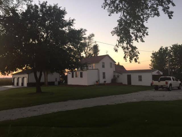 1554 E 1700 North Rd., Crescent City, IL 60928