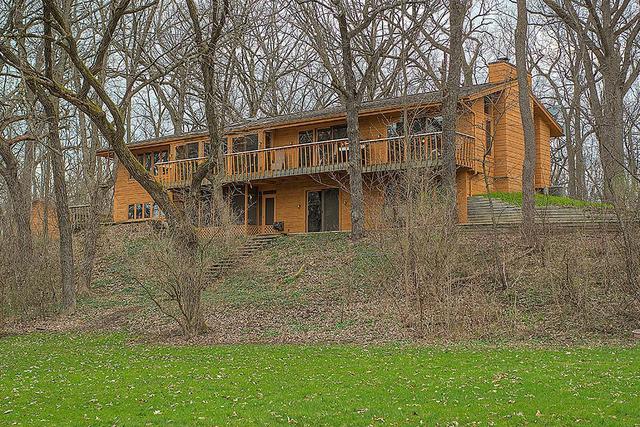 11206 Havenswood Rd., Roscoe, IL 61073
