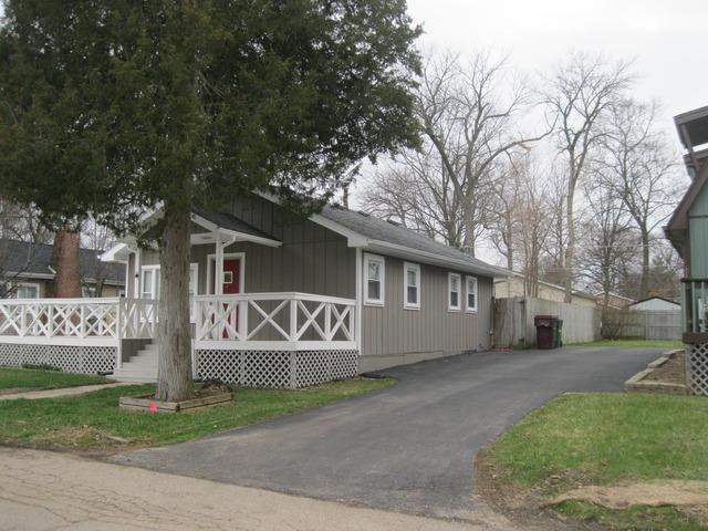 33616 N Oakland Dr., Gages Lake, IL 60030