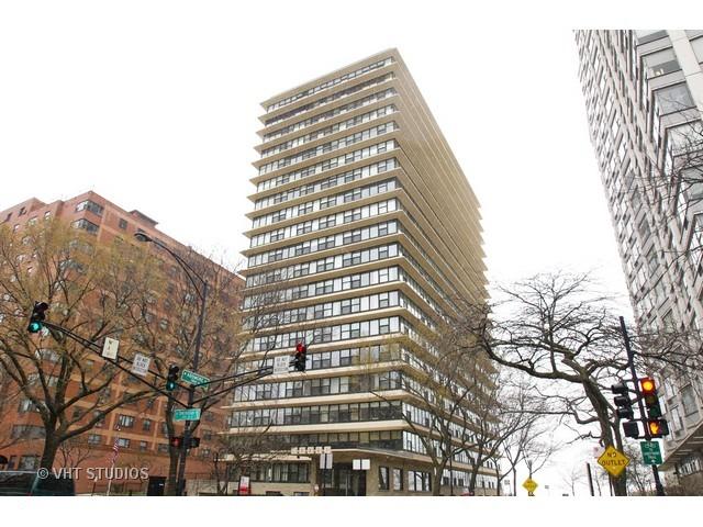 5801 N Sheridan Rd. #15E, Chicago, IL 60660