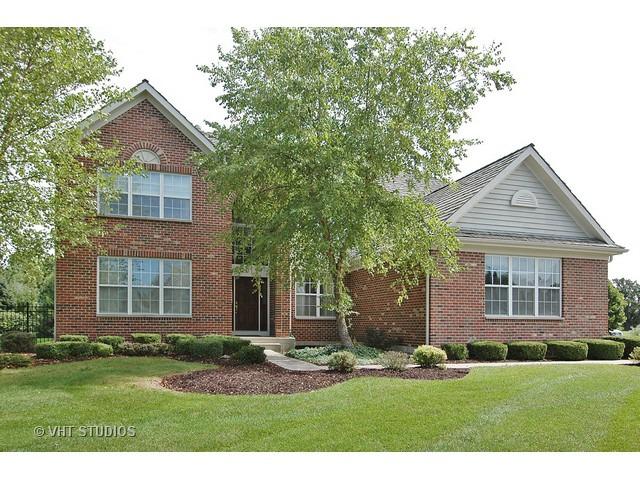 201 Saddle Ln., Fox River Grove, IL 60021