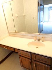 19W246 Gloucester Way, Oak Brook, IL 60523